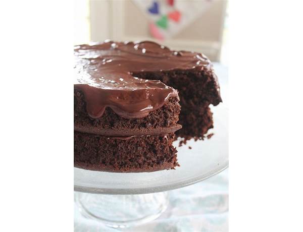 7in deluxe chocolate cake food facts