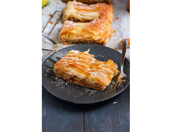 Apple mascarpone strudel food facts