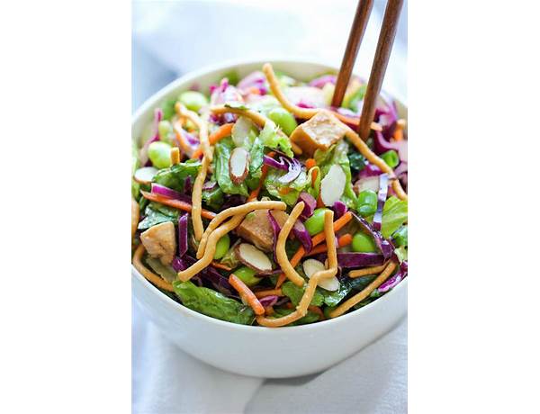 Asian style salad with chicken food facts