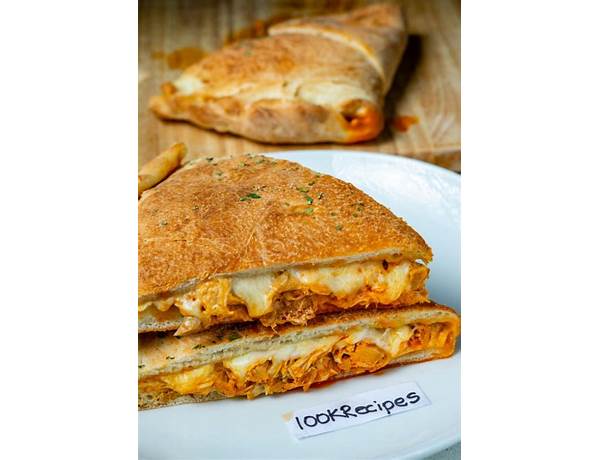 Calzone buffalo chicken nutrition facts