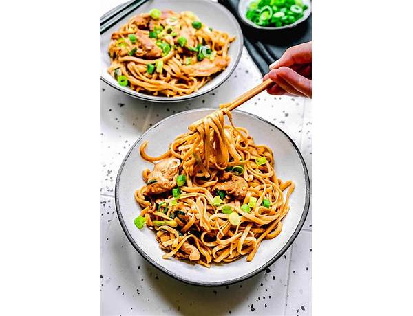 Chicken lo mein food facts