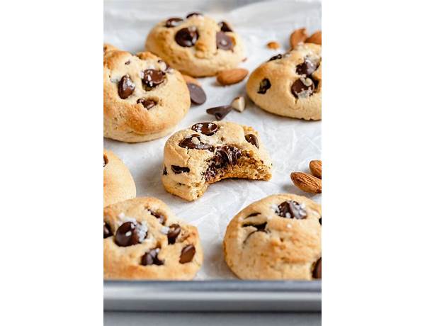 Chocolate chip crunchy almond flour cookies food facts