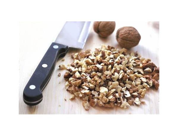 Chopped walnuts food facts