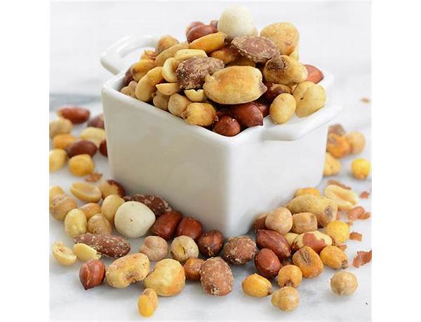 Cocktail nuts food facts