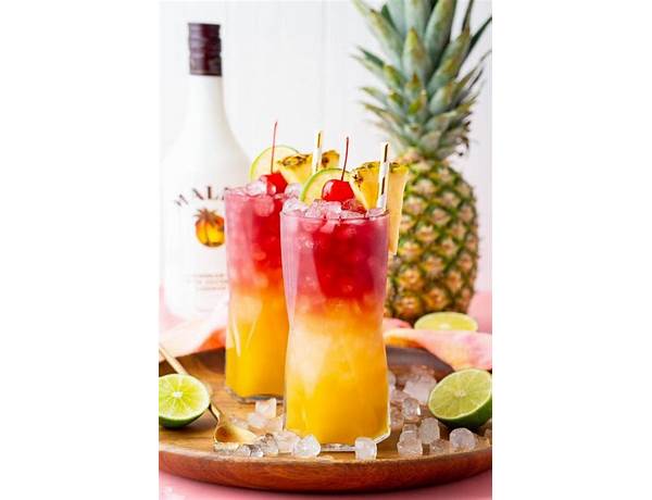 Cranberry pineapple juice cocktail food facts