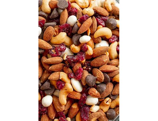 Cranberry raisin nut trail mix food facts