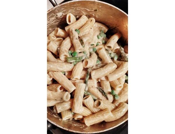 Creamy rigatoni with broccoli & chicken food facts