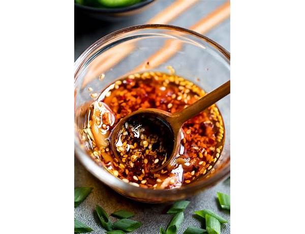 Crispy garlic in chili oil- mild spicy food facts