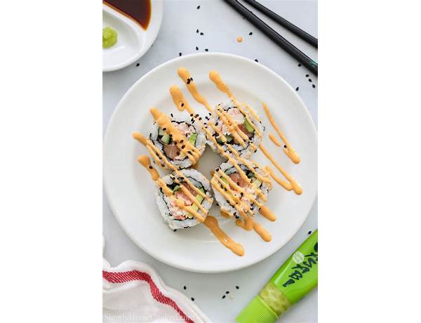 Crunchy salmon roll food facts