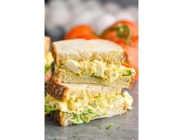 Egg salad sandwich food facts