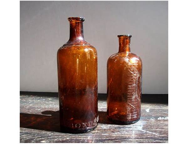 Glass Brown Bottle, musical term