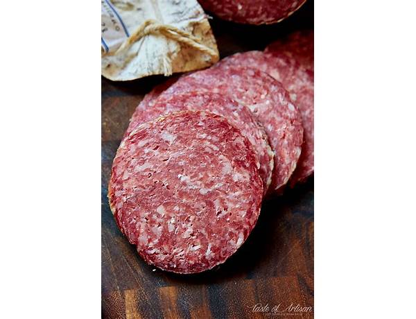 Hard salami ingredients