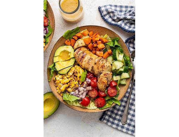 Harvest salad with grilled chicken and creamy dijon dressing food facts