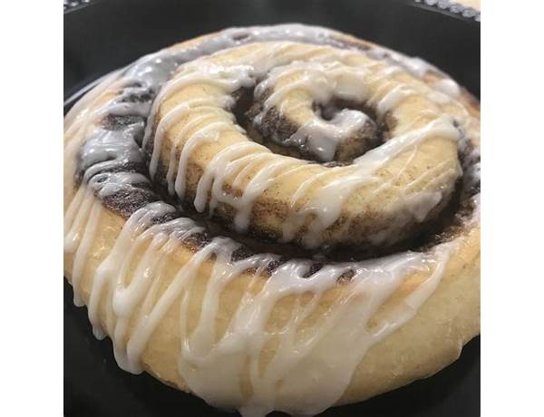 Jumbo cinnamon rolls food facts