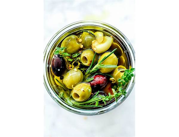 Marinated green olives ingredients
