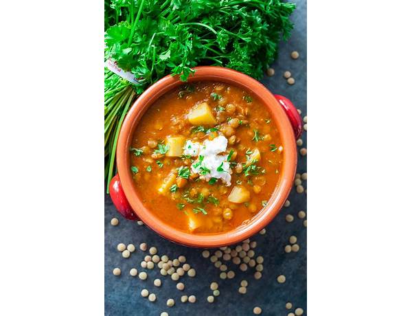Mediterranean-style lentil soup food facts