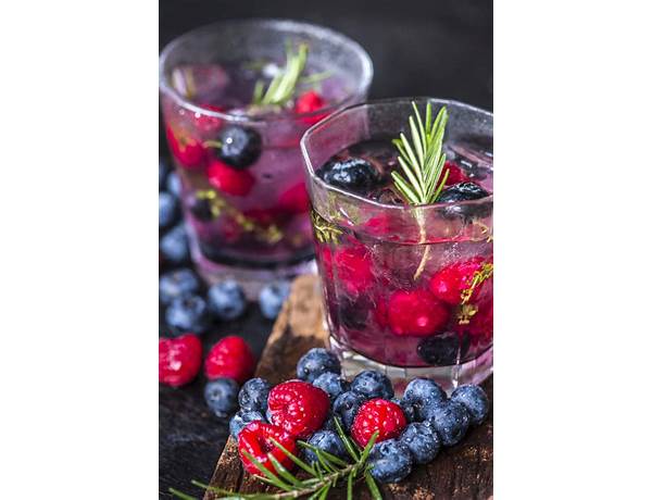 Mixed berry water ingredients