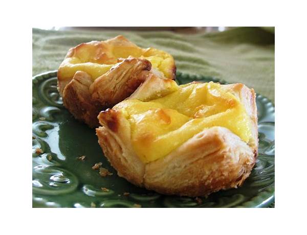 Pasteis de nata custard cups food facts