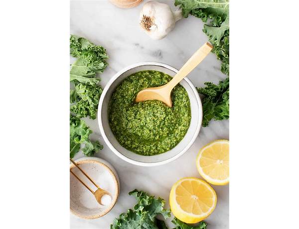 Pesto kale ingredients