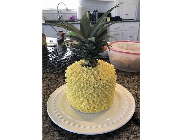 Pineapple cake food facts