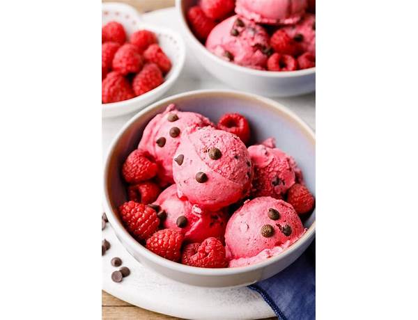 Raspberry chocolate chip ice cream food facts