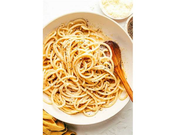 Spaghetti cacio e pepe ingredients