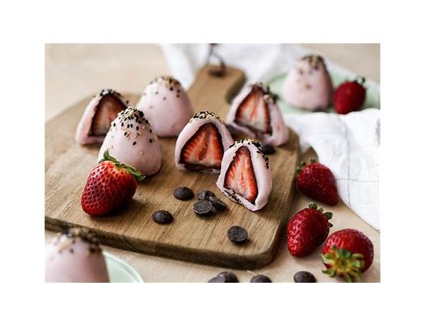 Strawberry mochi food facts