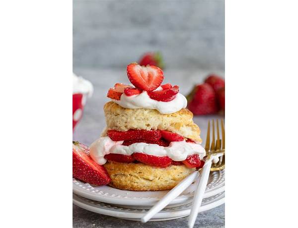 Strawberry shortcake ingredients