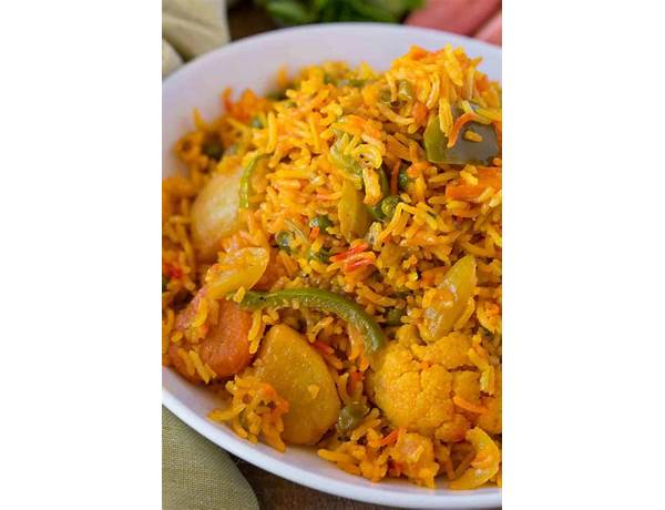 Vegetable biryani with tumeric rice food facts