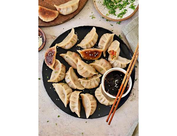 Vegetable dumpling ingredients