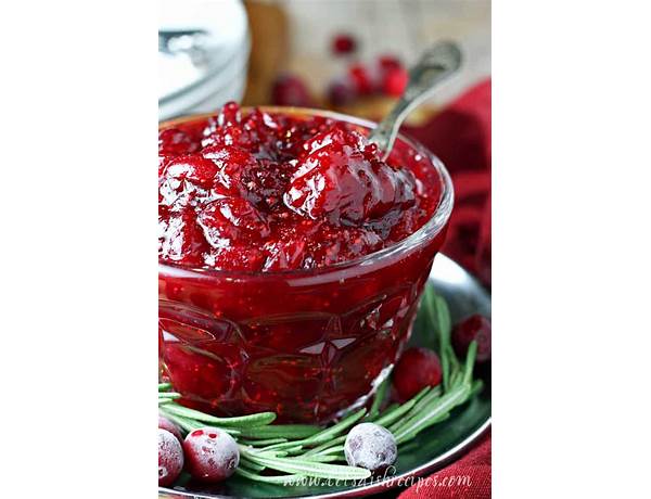 Whole berry cranberry sauce food facts